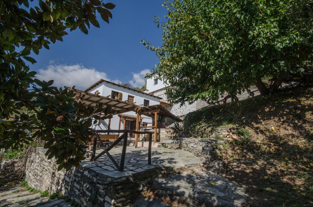 Riga'S Pinakoti Lodge Pinakátai الغرفة الصورة